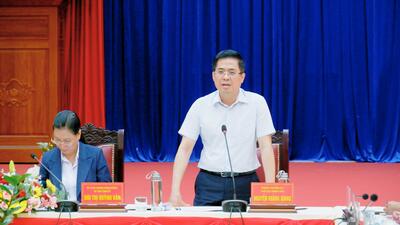 Phó Bí thư Tỉnh ủy, Chủ tịch UBND tỉnh Nguyễn Hoàng Giang phát biểu tại buổi làm việc