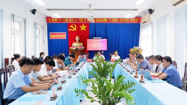 Hội nghị Ban Chấp hành Đảng bộ xã (phiên chuyên đề) nhiệm kỳ 2025-2030
